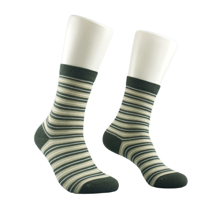 China Factory Plain Fashion Fine Stripe Silver Women Comfort Socks (171039SK)